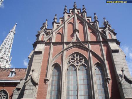 Фото: Костел Святого Николая, Национальный дом органной и камерной музыки Украины
