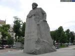 Памятник Карлу Марксу на Театральной площади