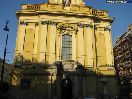 Фото: Церковь Святой Терезы, церковь Терезвароша