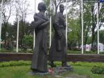 Скульптурная композиция «Женщине Великой Отечественной войны»