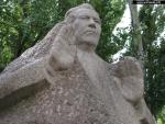 Памятник А. Р. Довженко