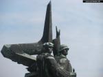 Памятник освободителям Донбасса