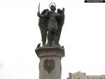 Памятник архангелу Михаилу, памятник архистратигу Михаилу