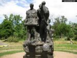 Памятник экипажу бронепоезда «Таращанец»