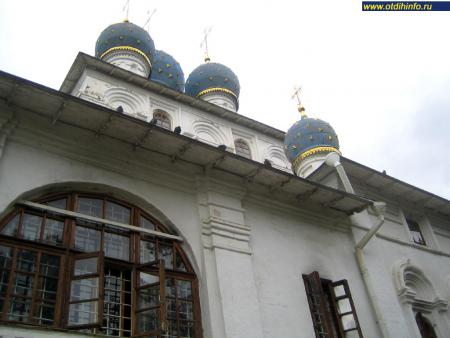 Фото: Церковь Казанской иконы Божией Матери в Коломенском