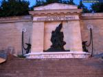 Памятник участникам севастопольского вооруженного восстания в ноябре 1905 года