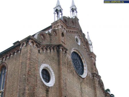 Церковь Санта-Мария Глориоза деи Фрари