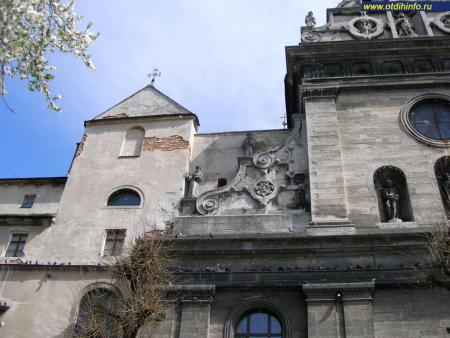 Фото: Костел Бернардинского монастыря, церковь Святого Андрея