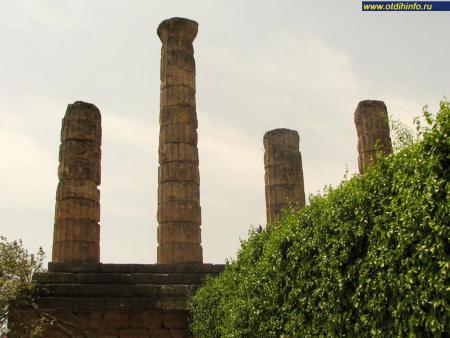 Фото: Храм Аполлона Пифийского