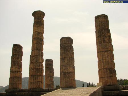 Фото: Храм Аполлона Пифийского