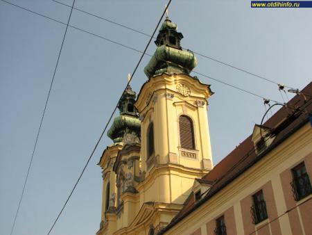 Фото: Церковь архангела Михаила, церковь урсулинок